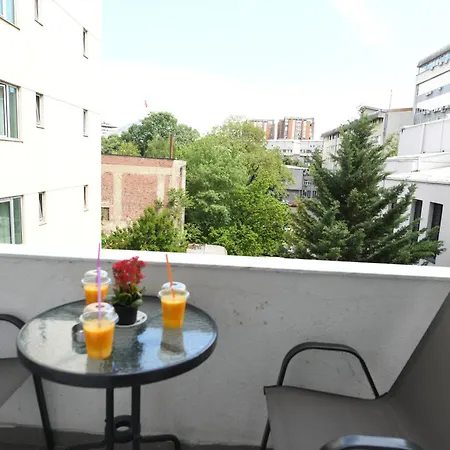 Cinema Vardar Apartment Szkopje Kültér fotó