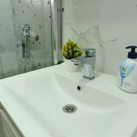 Cinema Vardar Apartment Szkopje Kültér fotó