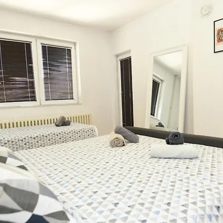 Cinema Vardar Apartment Szkopje Kültér fotó