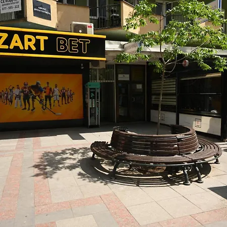 Cinema Vardar Apartment Szkopje Kültér fotó